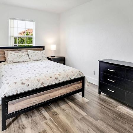 Elevated 1152 - Serene Family Friendly 4 Bed Pool Home 마르코 아일랜드 외부 사진