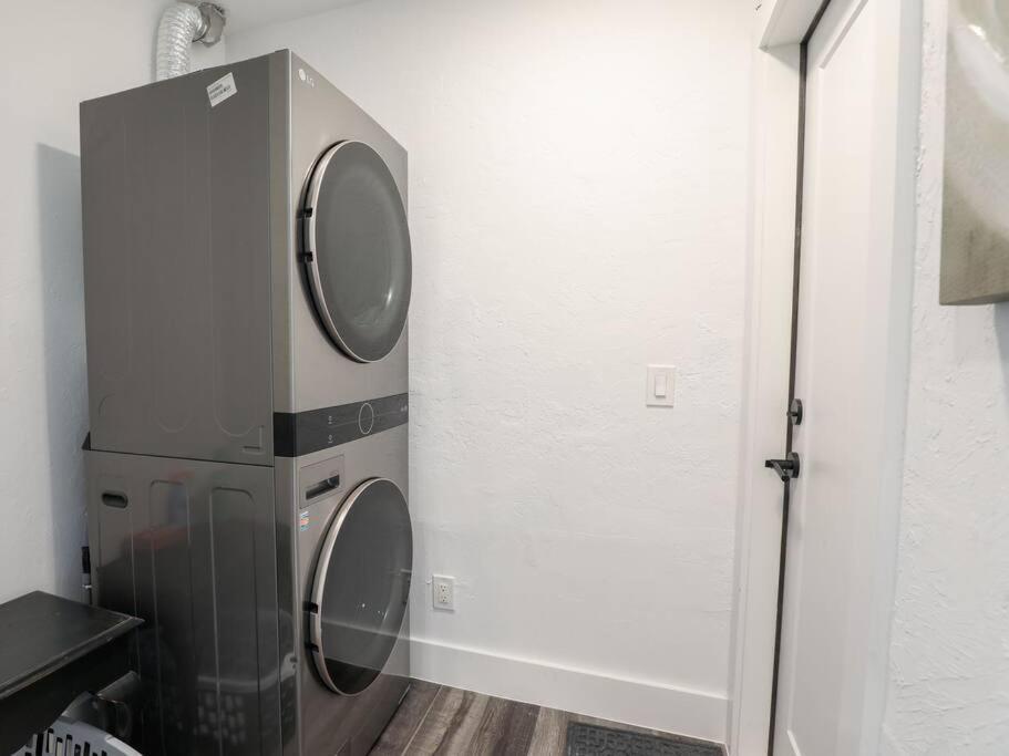 Elevated 1152 - Serene Family Friendly 4 Bed Pool Home 마르코 아일랜드 외부 사진