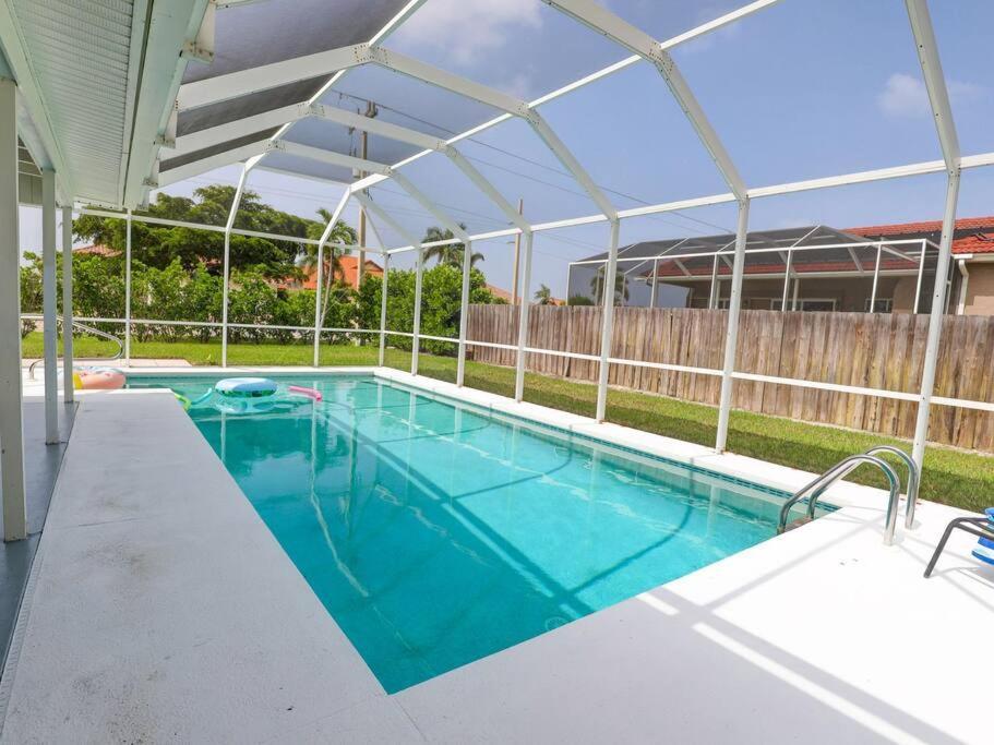 Elevated 1152 - Serene Family Friendly 4 Bed Pool Home 마르코 아일랜드 외부 사진