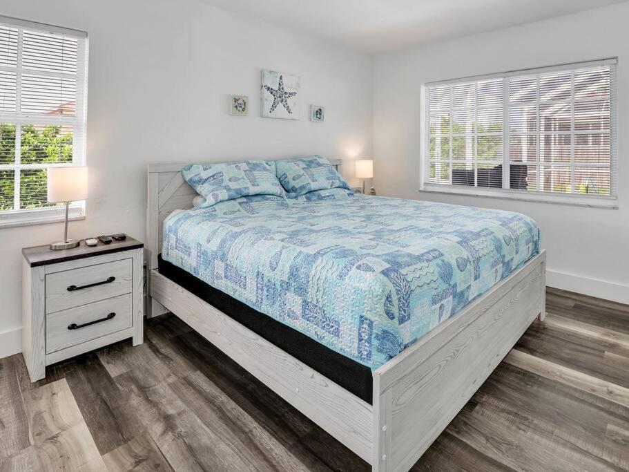 Elevated 1152 - Serene Family Friendly 4 Bed Pool Home 마르코 아일랜드 외부 사진