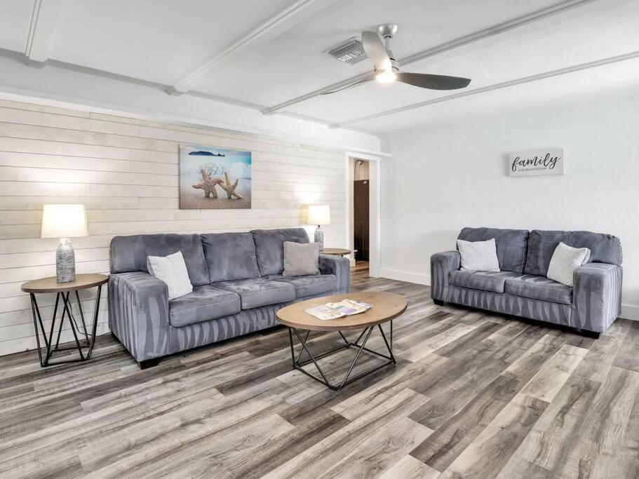 Elevated 1152 - Serene Family Friendly 4 Bed Pool Home 마르코 아일랜드 외부 사진