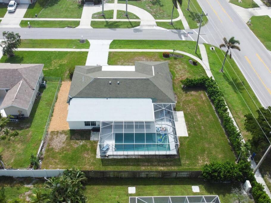 Elevated 1152 - Serene Family Friendly 4 Bed Pool Home 마르코 아일랜드 외부 사진